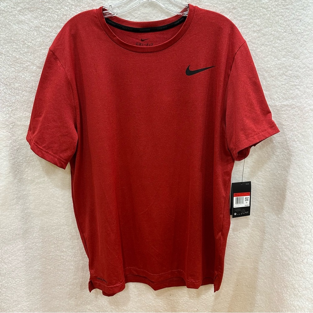 Men’s Nike Shirt